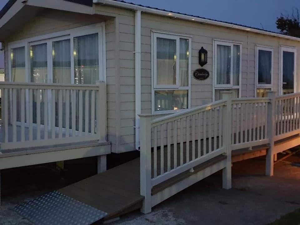 Privately Owned Stunning Caravan Seawick Holiday Park St Osyth Jaywick Sands Exterior foto